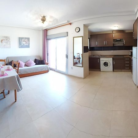 Апартаменты Punta Prima Torrevieja Fantazy01 Экстерьер фото