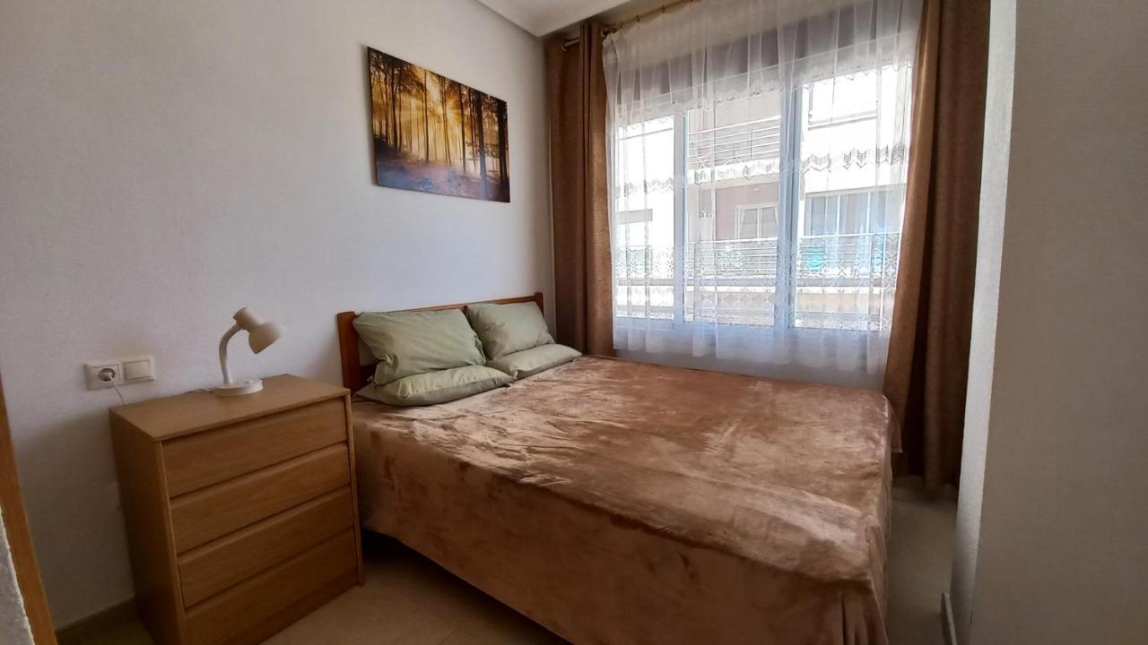 Апартаменты Punta Prima Torrevieja Fantazy01 Экстерьер фото