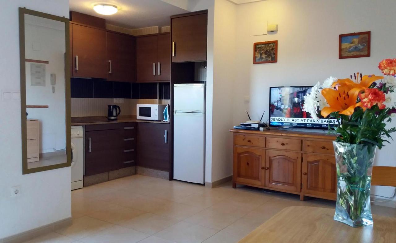 Апартаменты Punta Prima Torrevieja Fantazy01 Экстерьер фото